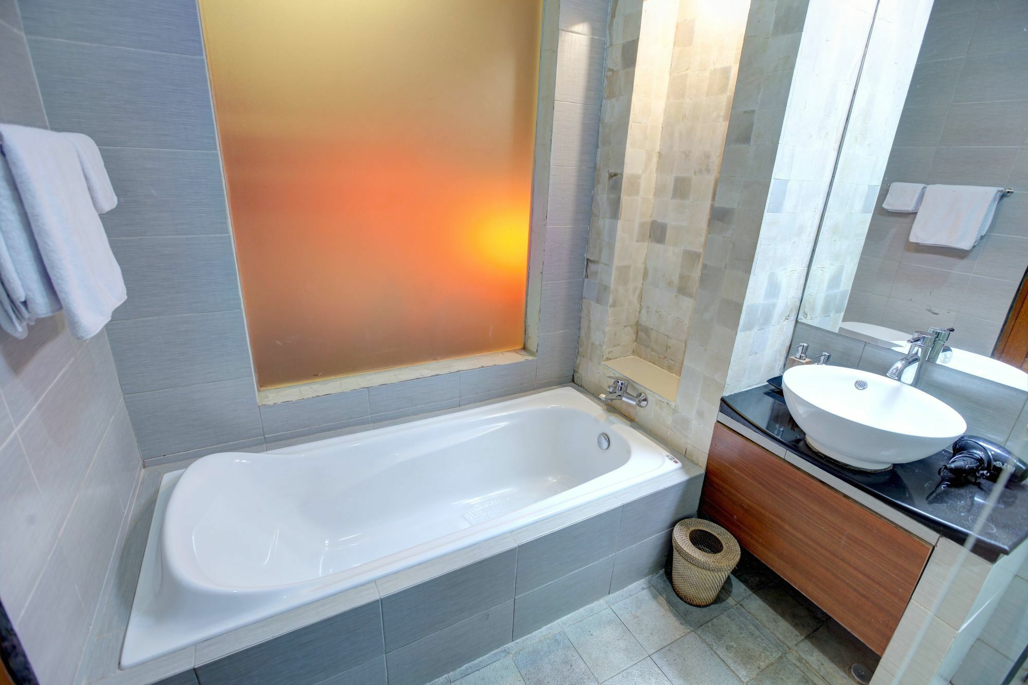 Gana Hotel & Restaurant أوبود المظهر الخارجي الصورة